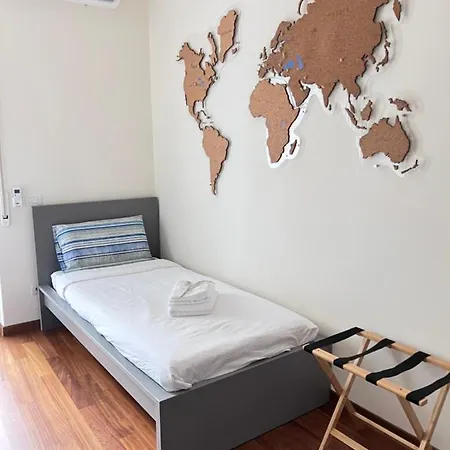 Stella House アパート