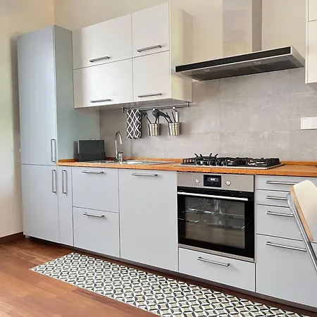 Stella House * ラ・スペツィア