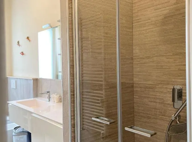 Stella House 아파트